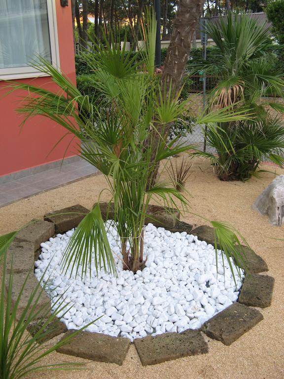 Hotel Villa Maria Caorle Exterior foto
