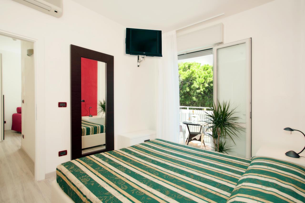 Hotel Villa Maria Caorle Exterior foto