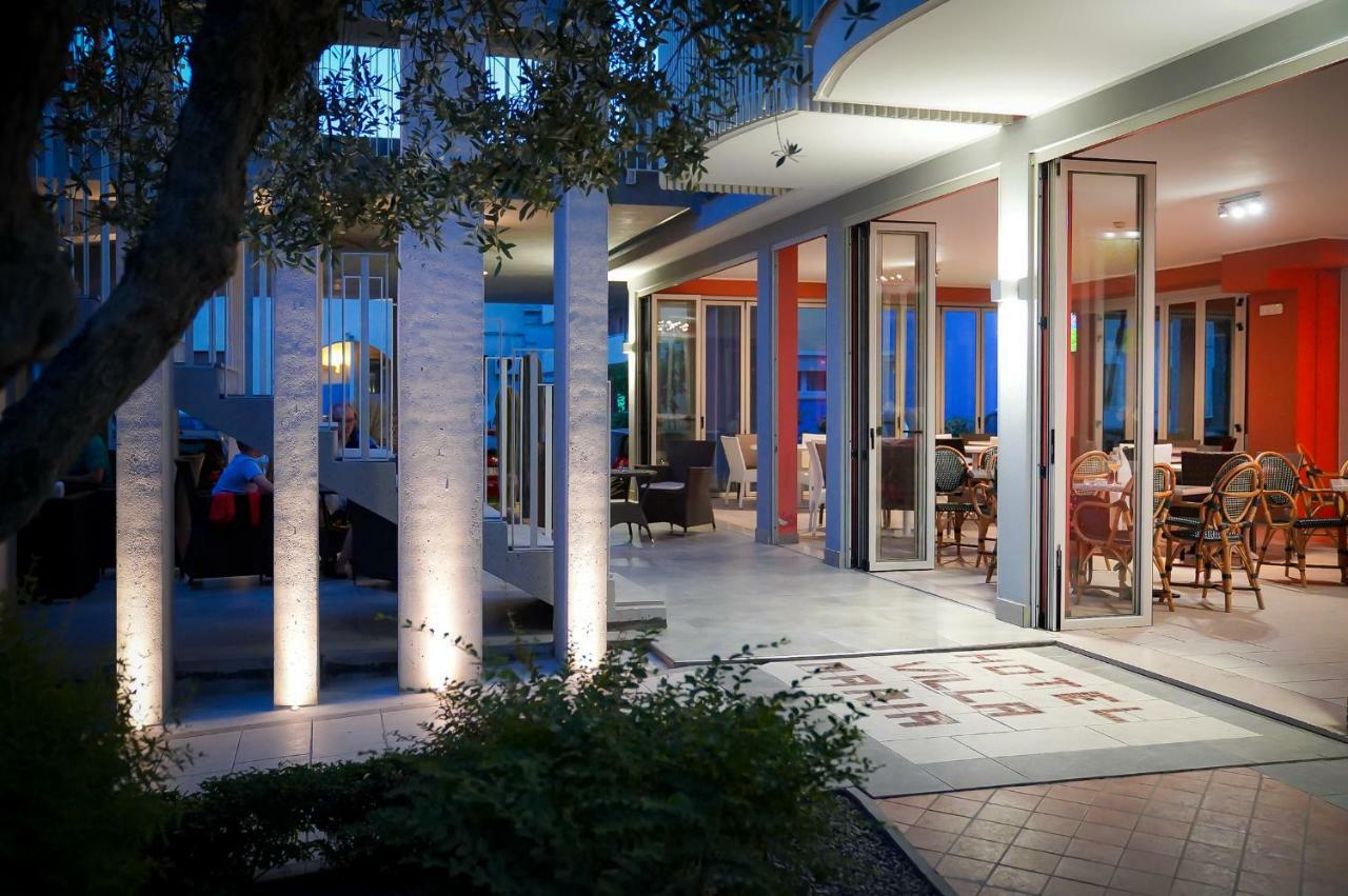 Hotel Villa Maria Caorle Exterior foto